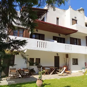 ta-pefka.hotelschalkidiki.net/
