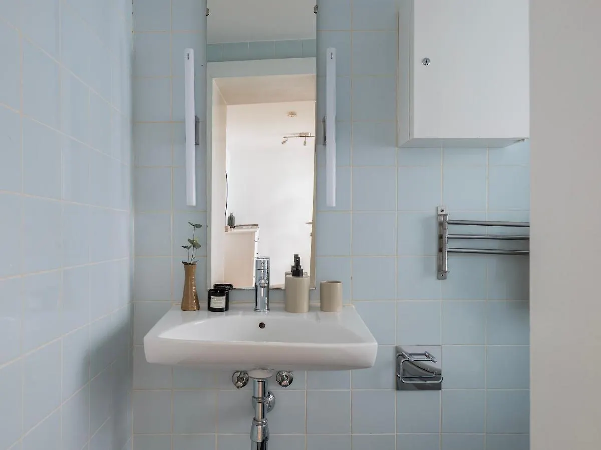 Sanders Main - Popular Two-Bedroom Duplex Apartment Next To Magical Nyhavn Copenhagen